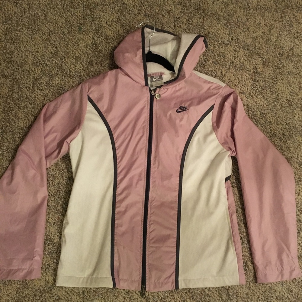 Women’s Nike Windrunner Jacket